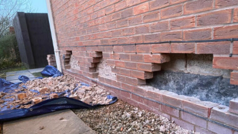 Cavity wall services